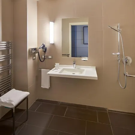 Unahotels Fiera 4* Bologna